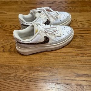 Court Vision Alta Platform Sneaker (Women) Size 6.5